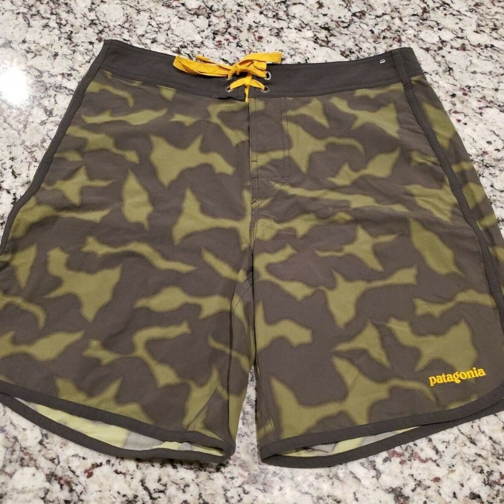 Patagonia Mens Moc Hybrid Shorts Sz 31 Boardshorts Swim Trunks Green Camo 7 ins